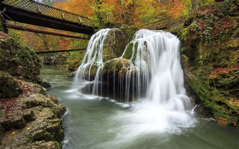 The 21 most beautiful waterfalls to see around the world - WTOP News