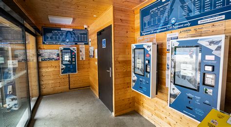 Ski pass kiosks - Châtel