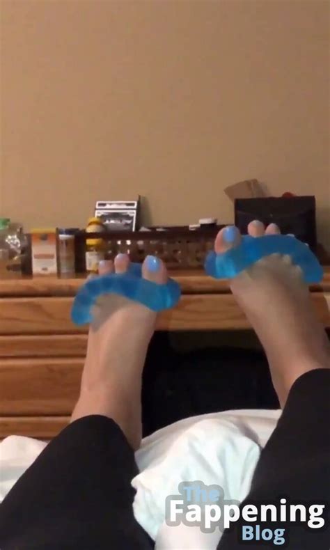 Nicole Enayati Mythical Kitchen Nicolehendizadeh Nude Leaks