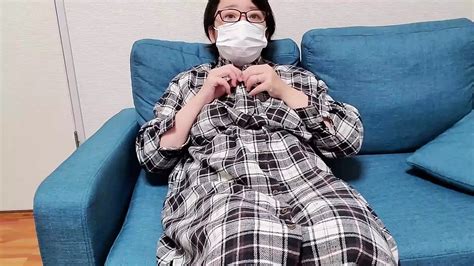 Perverted Housewife Shows Off Her Pussy And Masturbates On The Sofa