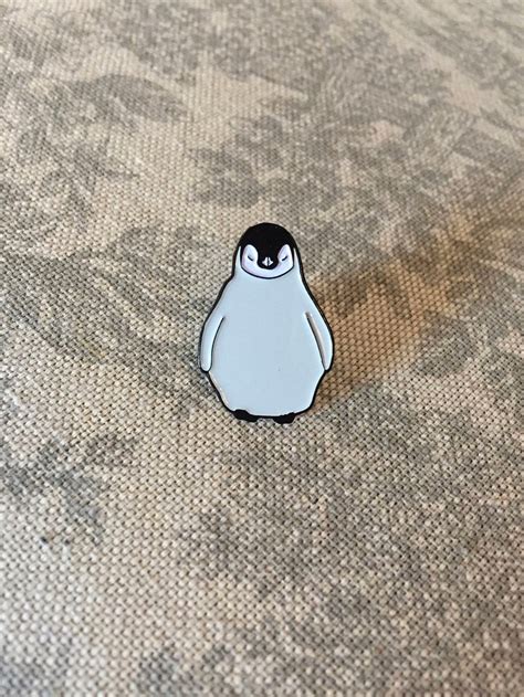 Penguin Pin Enamel Pin Badge - Etsy