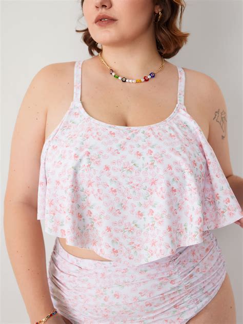 U Neckline Floral Ruffle Hem Criss Cross Bracelet Bikini Top Curve Plus For Beach Swimming