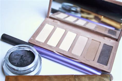 Maquillage Nude Avec Naked Basics Maylee B