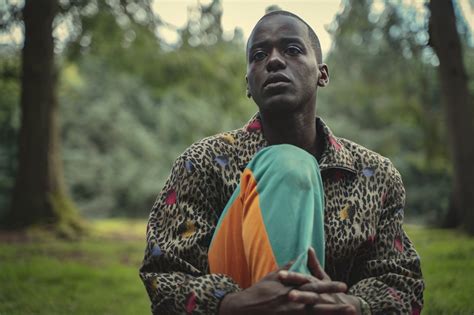 Sex Education La Serie Netflix Fuori Dal Tempo E Per Questo Plurale E Inclusiva