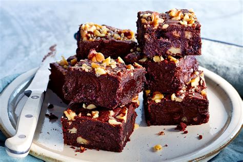 Chocolate Fudge Brownies With Walnuts