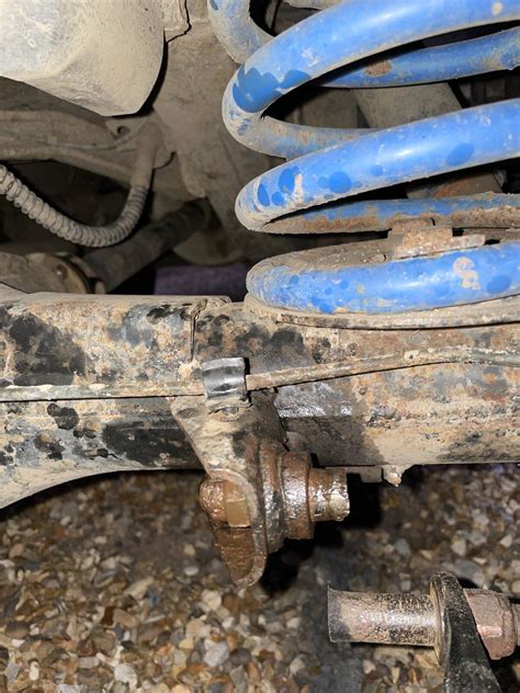 Defender 90 Rear Anti Roll Bar Links Landyzone Land Rover Forum