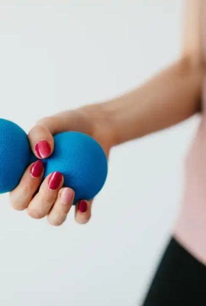 Fortalece las muñecas en casa con estos ejercicios MUI Fitness