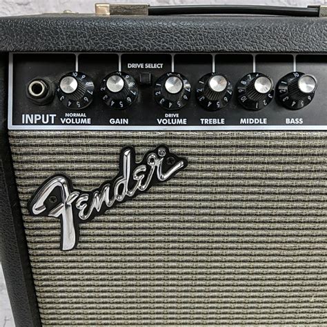 Fender Frontman 15g Guitar Combo Practice Amp Evolution Music