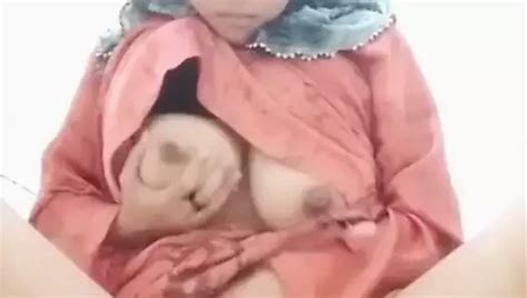 Tudung Pink Tetek Gedebak Free Solo Hd Porn F Xhamster