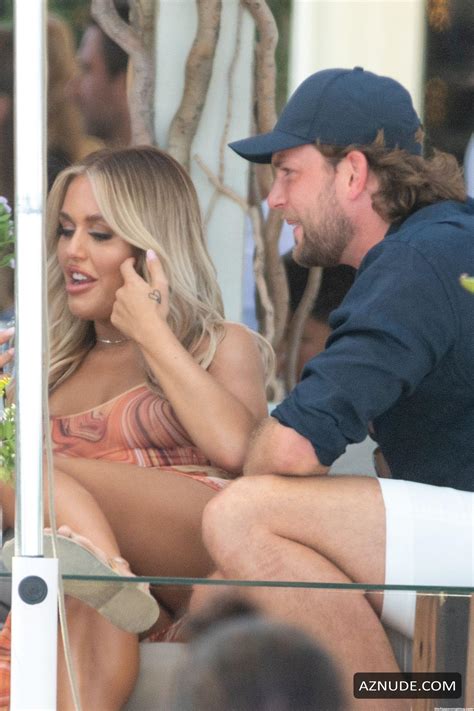 LOTTIE TOMLINSON Nude AZNude