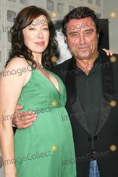 10 Hot Sexy New Molly Parker Bikini Pics