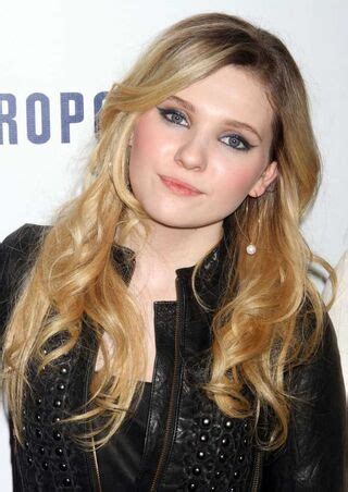 Abigail Breslin Abbienormal Nude OnlyFans NudoStar TV