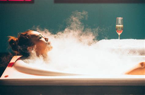 M T M C I B N Nude Trong Mv M I V Y L S Th T