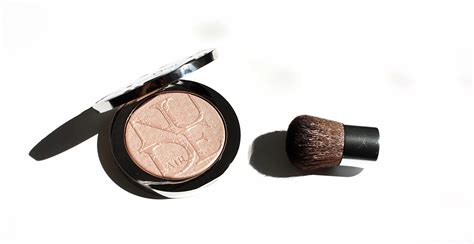 Diorskin Nude Air Luminizer Powder