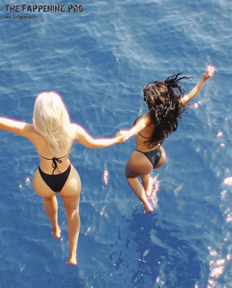 Kim Kardashian Sexy In Revealing Bikini Photos The Fappening