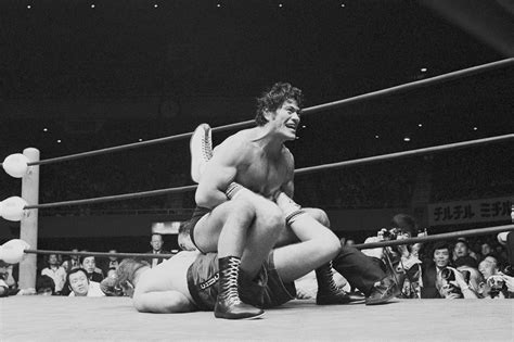 Muere Antonio Inoki Leyenda Japonesa Que Cosi A Patadas A Ali En Una