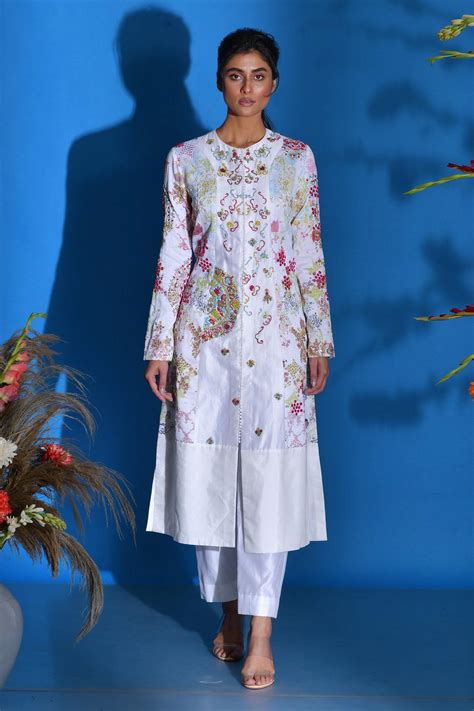 Buy White Chanderi Embroidered Floral Round Kurta And Pant Set For