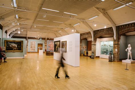 Leamington Spa Art Gallery And Museum Royal Leamington Spa