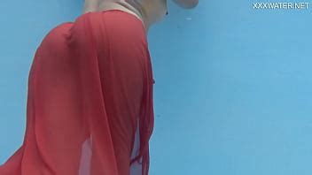 Hottest Milf Strips Underwater Xvideos
