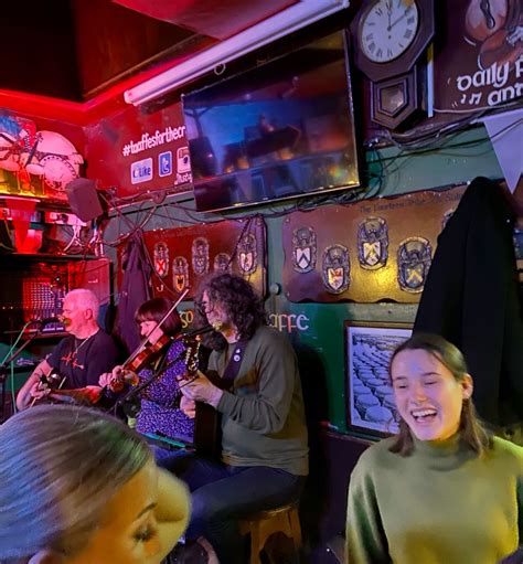 Top 5 Pubs In Dingle The Best Music Craic Artofit
