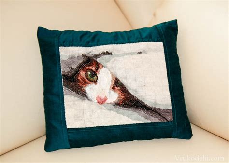 Подушка с котом / Вышивка крестом / В рукоделии