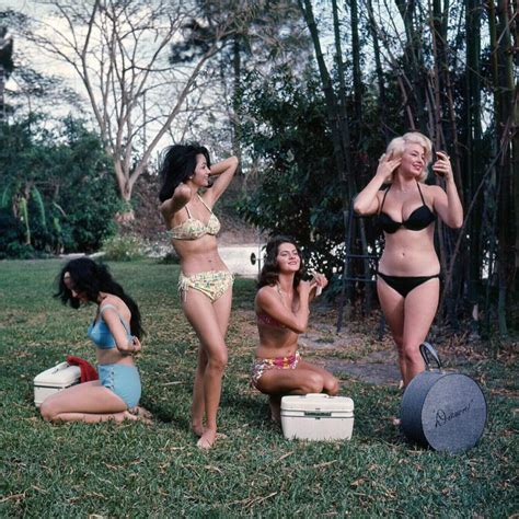 Hot Sexy Jamie Yeager Bikini Pics