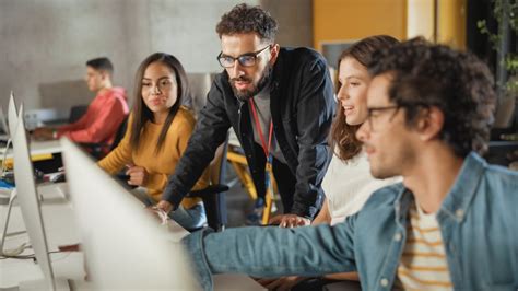 Pos Graduação Area De Ti - Conheça três áreas de pós-graduação em TI em alta - Blog SESI SENAI