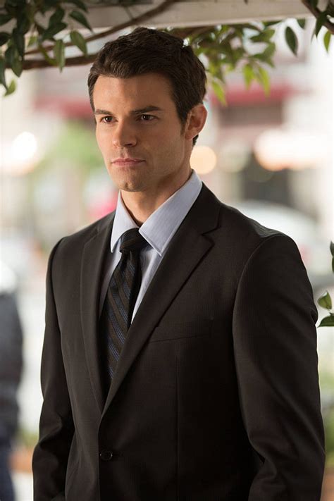 Daniel Gillies On The Vampire Diaries See Klaus Shirtless On The