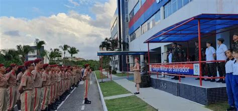 O Que É Escola Militar