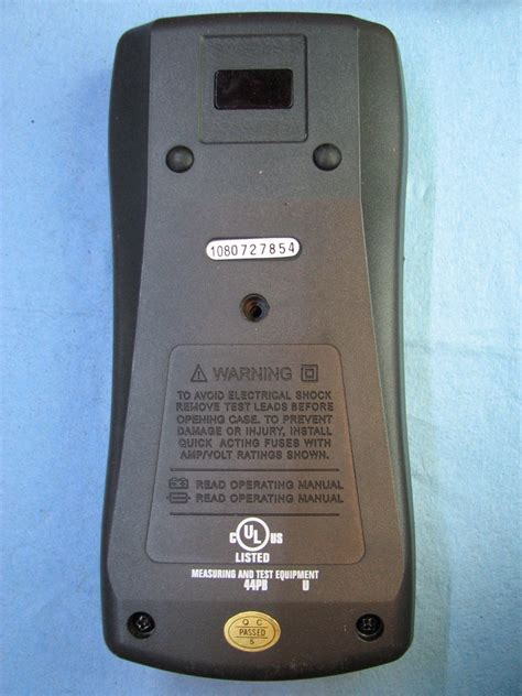 Uni-T UT70B DMM | Mr. ModemHead