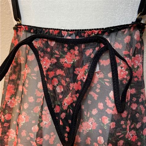 Spree Intimates Intimates Sleepwear Spree Intimates Black Floral Lingerie Nightgown M