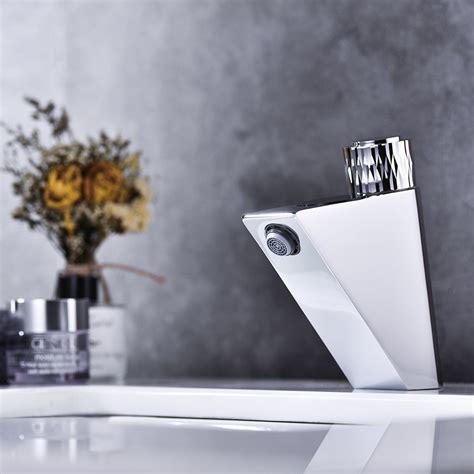 Modern Bathroom Deck Mounted Push Button Hot And Cold Wash Basin Mixer Water Tap With