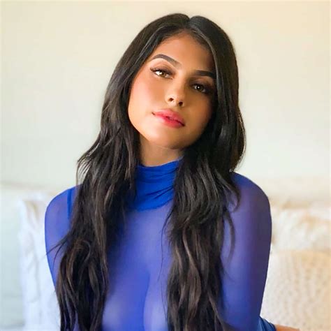 Amanda Trivizas Wiki: Age, Measurements, Boyfriend, Height - Net Worth Post