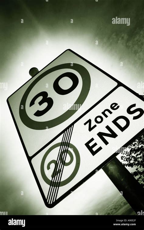 30. Geburtstag 30 Jahre alt Mittelalter Thirtysomething Straße ...