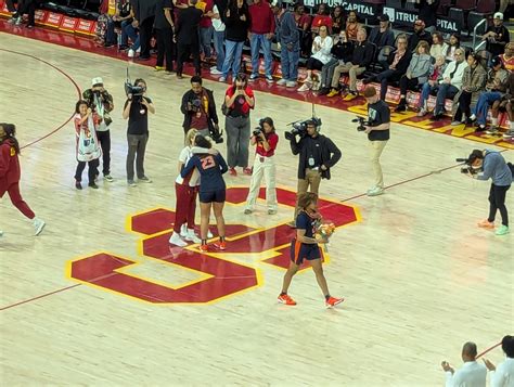 Illini Women's Basketball 2024-2025 | Page 15