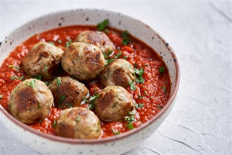 Jamie Oliver's Tuna Meatballs recipe | HotCooking