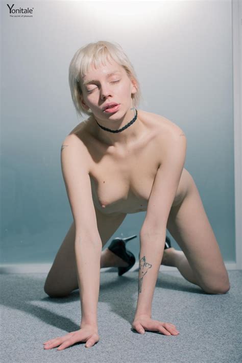 Dandelion Nude In Flame Of Passion Free Yonitale Picture Gallery At Elite Babes