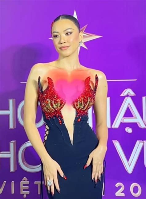 Drama của Ngọc Trinh chưa hết hot nay Á hậu Kim Duyên lại dính nghi vấn đạo nhái trang phục