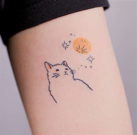 Cat tattoo | Simplistic tattoos, Tiny tattoos, Mini tattoos