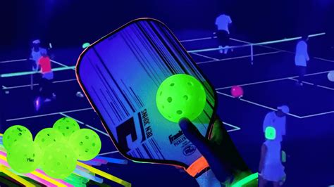 Buying Guide: The Best Pickleball Paddles for Beginners in 2023