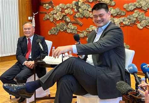 Peng Shuai Chinese Basketball Legend Yao Ming Reveals He Met With