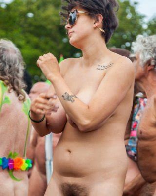 Big Tits Sunglasses Brighton 2017 World Naked Bike Ride Porn Pictures XXX Photos Sex Images