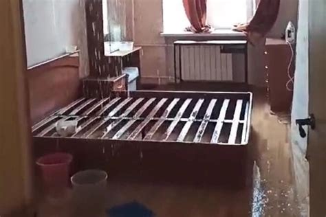 В центре Волгограда кипяток затопил пять этажей жилого дома