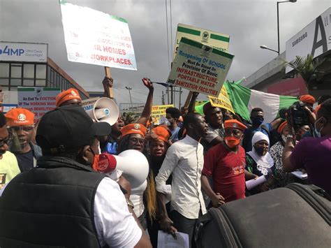 BREAKING Nigerian Police Disperse Revolution Now Protesters In Lagos