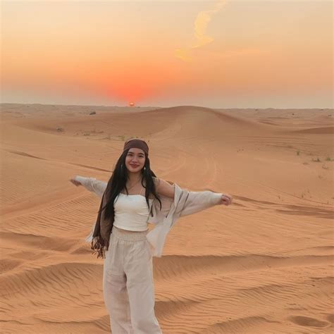 Bini Aiah Pretty Brunette Cute Friend Photos Tiktok Style