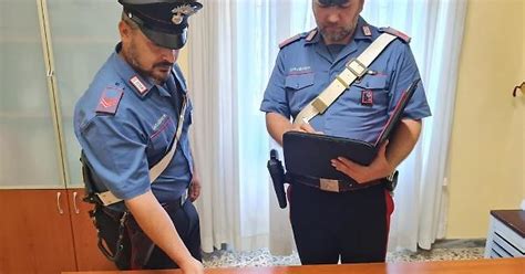 Ruba La Pistola All Anziano Accudito Dalla Moglie Denunciato Un 62enne Latina Oggi