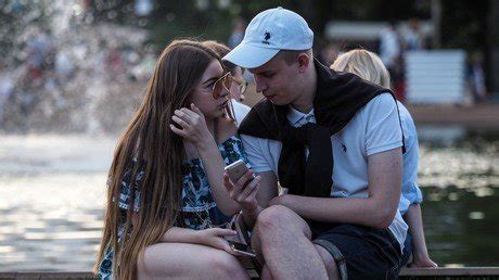 HBO Will Now Have Intimacy Coordinator Overseeing All Sex Scenes RT USA News