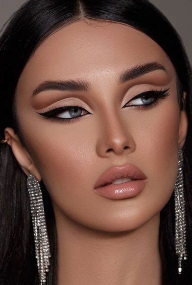 soft makeup inspirations  special moments soft cat eye nude cut