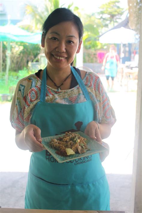 This video will explain the cooking style at Benny Hana 43