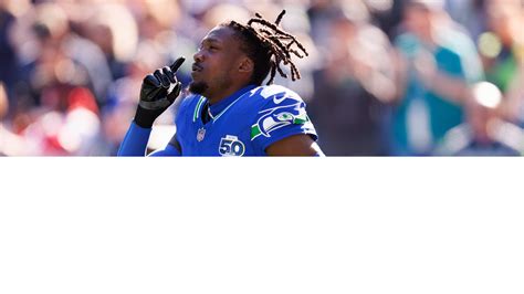 Chiefs Reportedly 'Actively Looking to Trade Up in Round 1' After Super